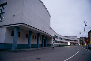 Salomėjos Nėries gimnazija nebenori persivadinti Šv. Kotrynos vardu