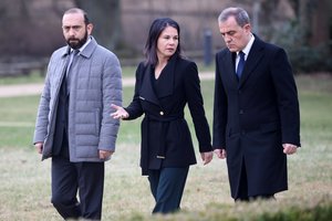 Armėnija ir Azerbaidžanas Berlyne pradėjo taikos derybas