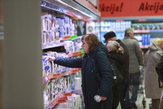 „Lidl“ praneša, kad šventinį sekmadienį, pirmąją Velykų dieną parduotuvės nedirbs visoje Lietuvoje.