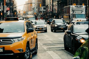 JAV tirs grėsmes saugumui, kurias kelia automobiliuose esančios kiniškos technologijos