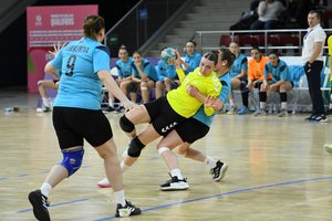 Po apmaudaus pralaimėjimo atsigavusių Lietuvos rankininkių laukia žūtbūtinė kova Vilniuje