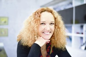 Populiaraus, tačiau bankrutavusio žurnalo redaktorė E. Tombak apie gyvenimą svetur ir vyrą: „Tuoktis jam pasiūliau po 10 dienų“