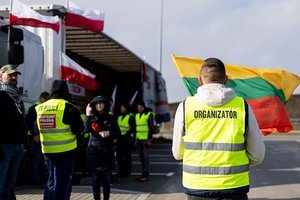 Ūkininkų blokados pasienyje su Lietuva organizatorius: protestas turėtų vykti visą savaitę