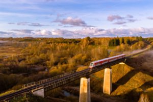 Nuo šiol traukinių bilietus galima įsigyti kitaip – to dar nėra buvę