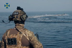 Rusų laivų ir toliau mažės: atnaujintas dronas veikia 1000 kilometrų spinduliu, gali gabenti ginklus ir toną sprogmenų