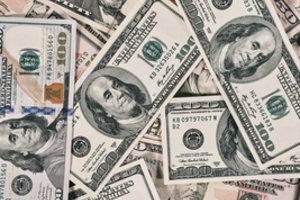 Konfiskuota rusų oligarcho jachta JAV mokesčių mokėtojams kainuoja milijonus