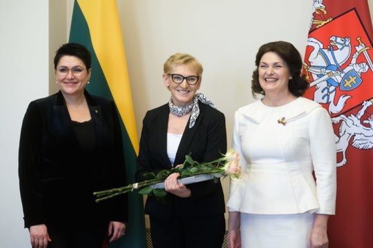  Įvertinimas Prezidentūroje: Tarptautinės moters dienos proga pagerbtos olimpinių žaidynių medalininkės<br> V. Skaraičio nuotr.