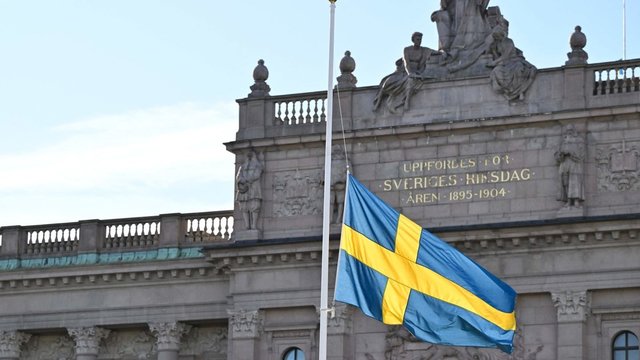 Netrukus Švedijoje ims plevėsuoti NATO vėliavos – baigiama stojimo procedūra