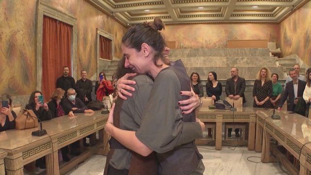 Graikija verčia naują istorijos lapą: po priimto įstatymo projekto, susituokė lesbiečių pora