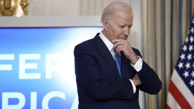 D. Trumpas atkirto J. Bidenui po jo metinės kalbos: esą jis atidavė Ukrainą V. Putinui