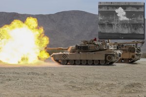 Gali būti, kad Ukrainoje sunaikintas trečias „Abrams“ tankas