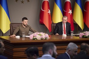 V. Zelenskis atskrido į Stambulą derybų su R. T. Erdoganu