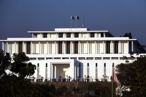Pakistano prezidentu antrą kartą išrinktas A. A. Zardari
