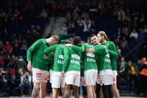 Nebus kur net obuoliui nukristi: „Žalgirio“ ir „Ryto“ mūšis – pilnutėlėje arenoje