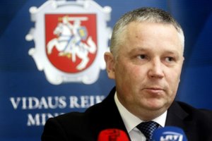 Teismas išnagrinėjo buvusio VST vadovo R. Pociaus ir VRM ginčą dėl skirto papeikimo, sprendimas – kovo pabaigoje