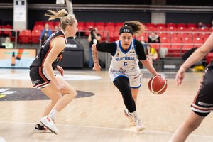 Istorinis triumfas: „Neptūnas-Amberton“ merginos – Karalienės taurės čempionės