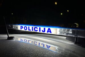 Vilniuje dažais ištepliotos dvi sovietų karių antkapinės plokštės