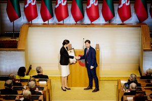 Kovo 11-ąją filosofui L. Peluričiui įteikta Nepriklausomybės stipendija