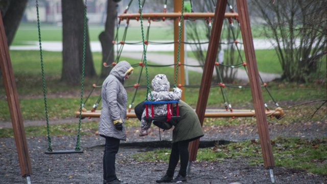 Pernai Lietuvoje nuo smurto nukentėjo 9 vaikai per dieną: pažeidimai auga ne šimtais, o tūkstančiais