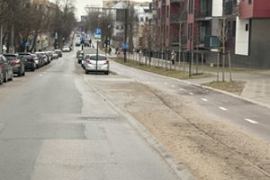 Vilniaus gatvės skęsta smėlyje ir dulkėse: kodėl nevalomos gatvės?