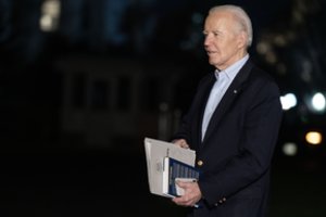 Vengrija iškvietė JAV ambasadorių pasiaiškinti dėl J. Bideno komentarų