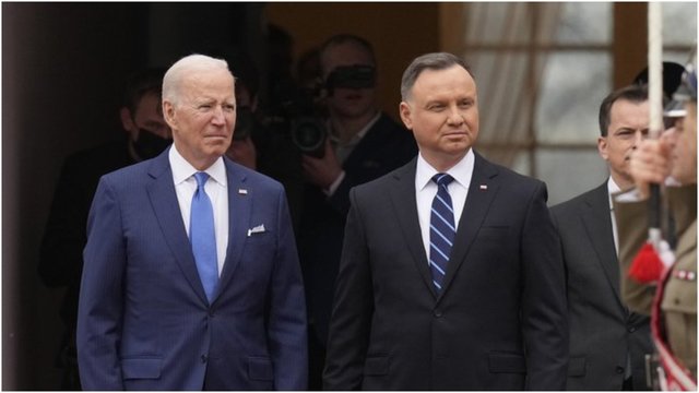 JAV patvirtino 3,5 mlrd. vertės raketų perdavimą Lenkijai: J. Bidenas pasisakė dėl paramos tvirtumo​