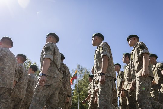 Lietuvos sausumos pajėgų kariai dalyvauja tarptautinėse pratybose Lenkijoje