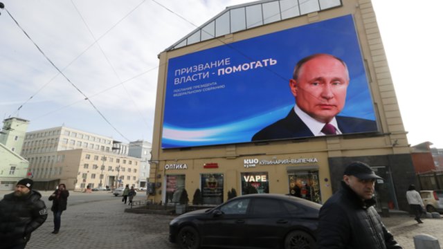 Prieš „rinkimus“ V. Putinas kreipėsi į rusus – ragina parodyti „patriotizmą“