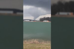 Per audrą ir tornadą JAV vidurio vakaruose žuvo 3 žmonės