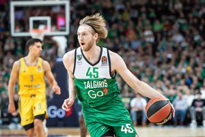 Kauno „Žalgiris“ pratęsė sutartį su B. Maneku