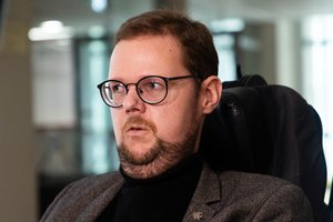 Kelia klausimus, ar J. Džiugelis nepiktnaudžiavo savo padėtimi: ketina kreiptis į teisėsaugos institucijas