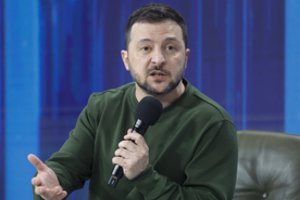 V. Zelenskis pasmerkė „bjaurų“ Rusijos smūgį Odesoje, okupantai raketomis S-300 smogė Charkovo regionui