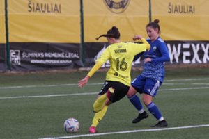 Lietuvos moterų A lygos čempionatą titulą ginanti Šiaulių „Gintra“ pradėjo pergale