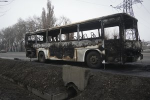 Afganistane autobusui susidūrus su autocisterna žuvo 21 žmogus