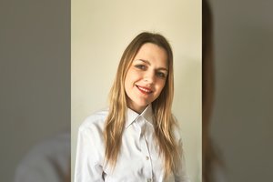 Farmacininkė įvardijo, koks būdas mesti rūkyti efektyviausias, o koks gali net pakenkti