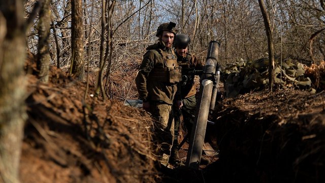 Neatmeta galimybės, kad Europa gali siųsti karius į Ukrainą: siūlo stebėti, ko imsis Prancūzija