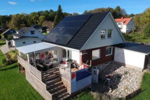 Įsirengti saulės elektrines nuo šiol galės ir šie vartotojai – ragina atkreipti dėmesį į svarbią detalę