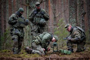 Lietuvos ir Vokietijos kariai treniruojasi tarptautinėse pratybose „Grand Eagle-24“