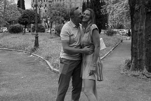 Mirė teniso žvaigždės A. Sabalenkos vaikinas, buvęs NHL žaidėjas K. Kolcovas