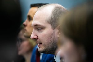 Mokytojų profsąjungos neturi vieningos nuomonės, ar G. Jakštas turėtų trauktis: pirma turi užbaigti pradėtus darbus