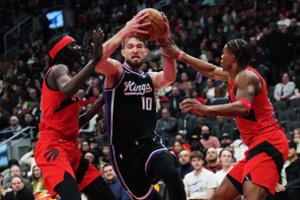 Su NBA legendomis susilyginęs D. Sabonis užfiksavo istorinį pasirodymą ir svariai prisidėjo prie „Kings“ pergalės