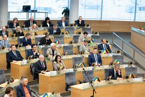 Seimas svarstys įstatymo pataisas, siūlančias paviešinti valstybės tarnyboje dirbančius buvusius KGB bendradarbius