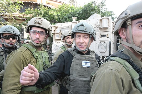 Izraelio premjeras B.Netanyahu kartoja, kad jo pagrindinis karo Gazos Ruože tikslas lieka sunaikinti „Hamas“ grupuotę.