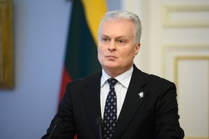 G. Nausėda sveikina EK siūlymą taikyti didesnius muitus rusiškų grūdų importui, tačiau ragina nesustoti