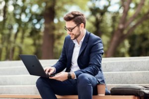 ASUS pristato ExpertBook B5