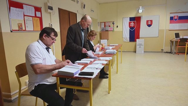 Svarbi diena Slovakijoje – gyventojai renkasi naująjį valstybės vadovą