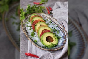 Neįprastas derinys – avokadų užkandis su apelsinais: greita ir skanu
