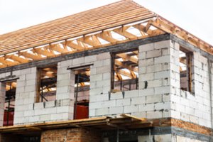 Statybų aikštelėje didins baudas: net numatyta data – nuo gegužės 1 d.