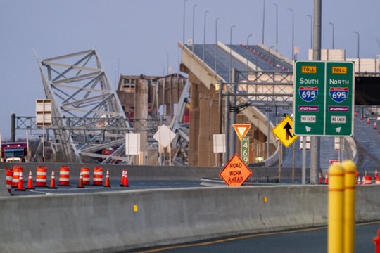  Sugriuvo tiltas Baltimorėje.<br> EPA-ELTA nuotr.