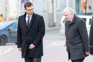 Prie Krašto apsaugos ministerijos įvyko ministrų pasikeitimo ceremonija